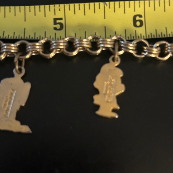 Vintage Peanuts Charm Bracelet including 5 character charms-Great Gift Idea! - Picture 9 of 11